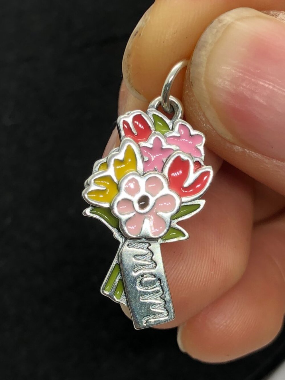 👍👍James Avery Enamel Bouquet For Mom Charm